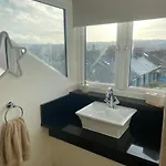 County Loft Penthouse * Whitby